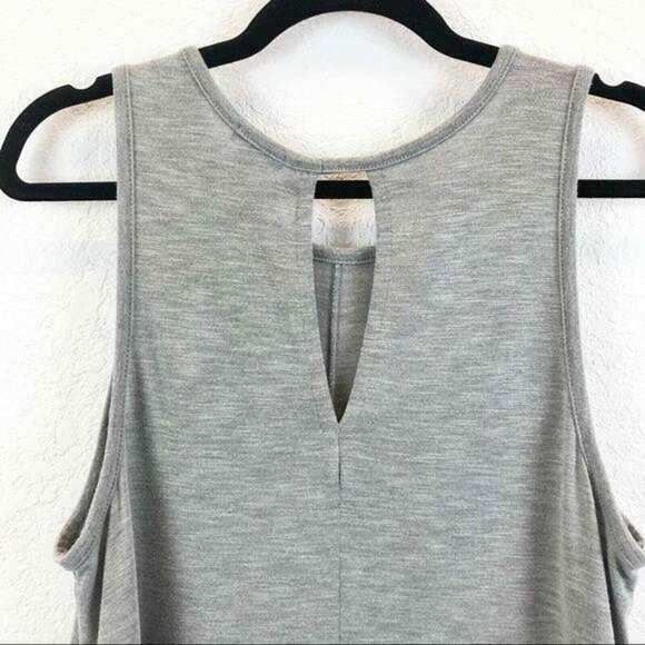 J. Crew Sleeveless Top Womens Large Gray‎ Lightweight Silky Hem Peek a Boo Back - Picture 5 of 7